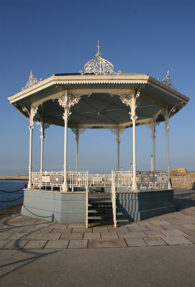 bd-bandstand-1